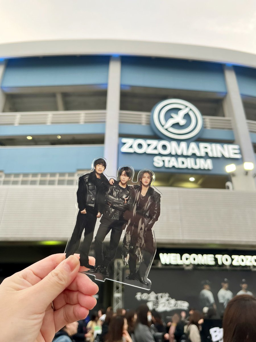 mayu__236's tweet photo. ・

本当に終わってしまったんだなー。
最初から最後までずっと泣いた。

解散する理由が何一つ見つからないし
寂しくて、残念で、悔しすぎるけど
唯一無二の青春を本当にありがとう。

13歳の時から変わらず
これからもずっと、ずーーっと
だいすきな1番の推し。

#BreaktheKATTUN 
#🩷❤️🧡💛💙💜

・ https://t.co/PrfPQgNpdI