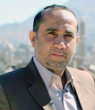 #احمد_حامد
يصدر اوامر وتوجيهات بتأجيل تنفيذ احكام قضائية في اعدامات بحق قتله مجرمين بيترزق ايش دخله بالقضاء هذا القواد #احمد_حامد_يتلاعب_بالقضاء وقضايا الناس مقابل مبالغ نقدية كبيره 
#الحوثي_رأس_الإرهاب