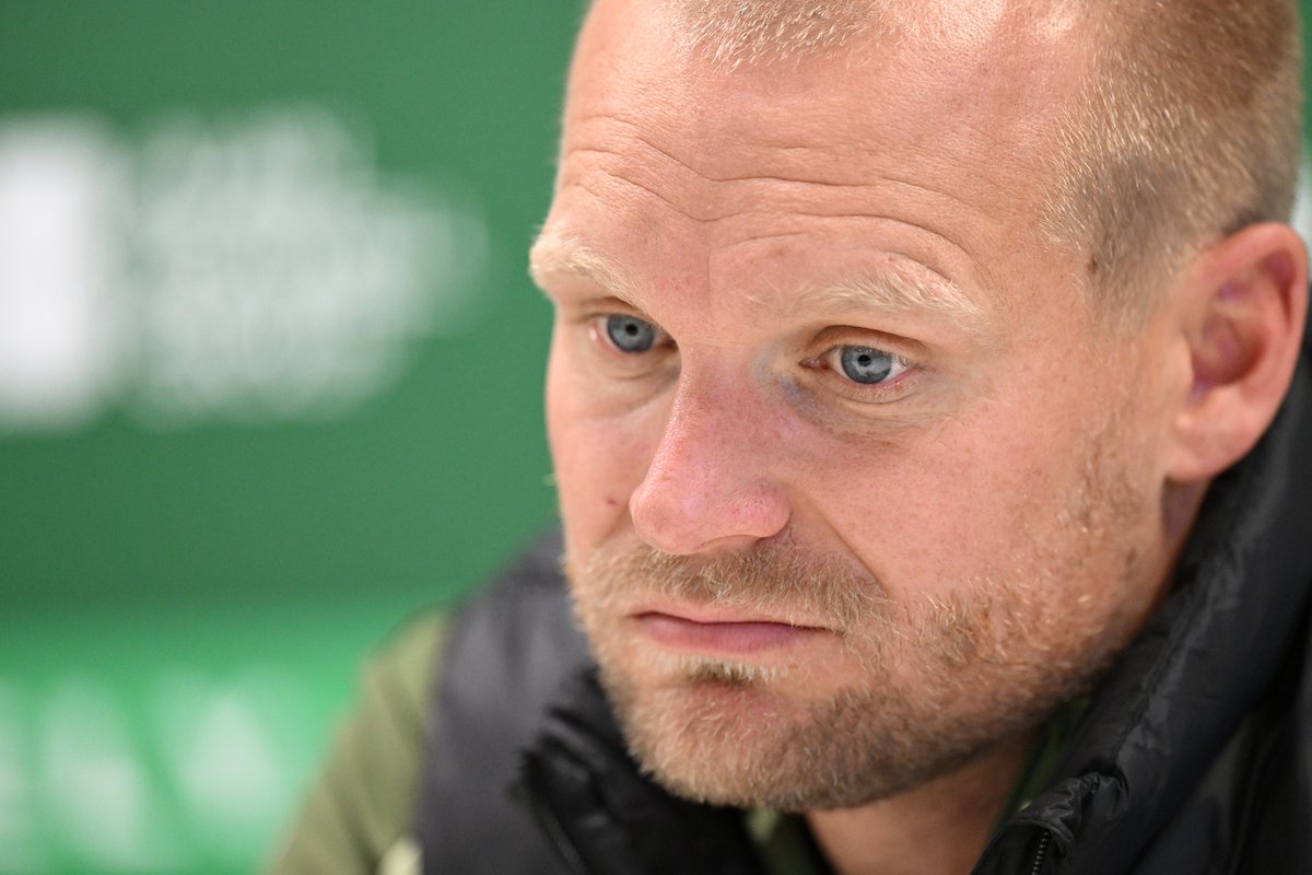 pinkun's tweet photo. 🚨 BREAKING: Liam Manning has been sacked as #NCFC head coach. https://t.co/kAqMIbJqJV