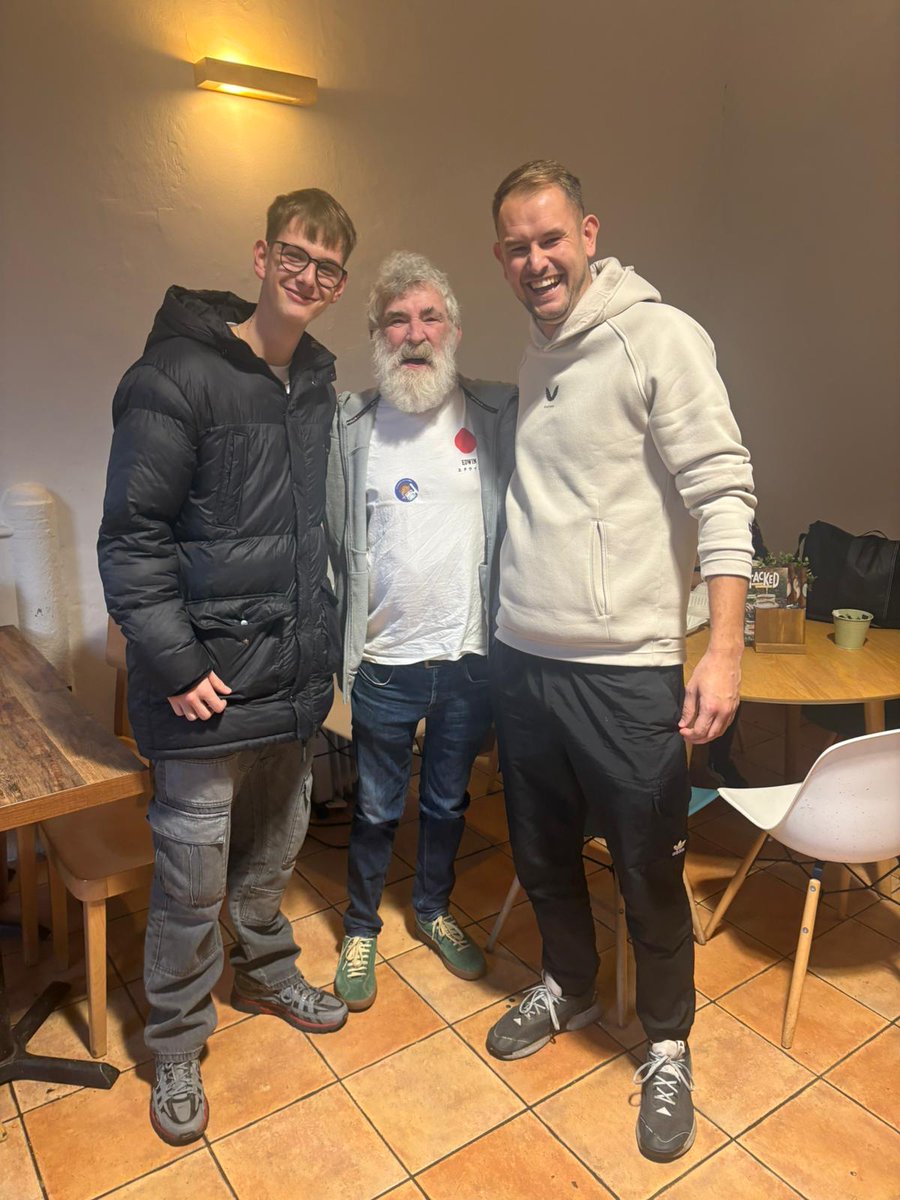 When you see <a href="/Evetssteve4/">Steve Evets</a> at Heaton Park you have to tell him his pigs a c#*t!!! #legend