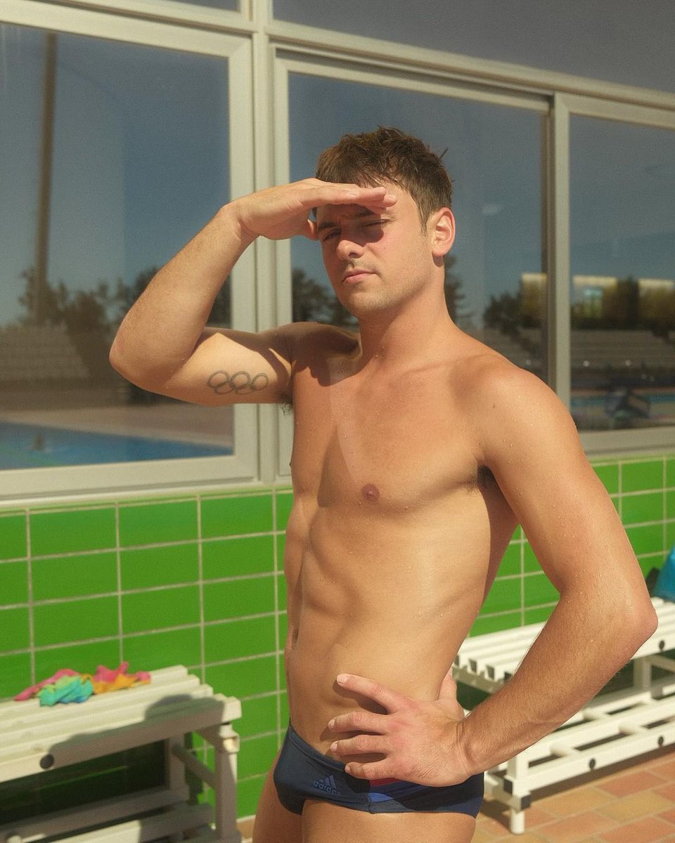 WebWonder0's tweet image. Tom Daley is hot but @SilasKaneApex is hotter