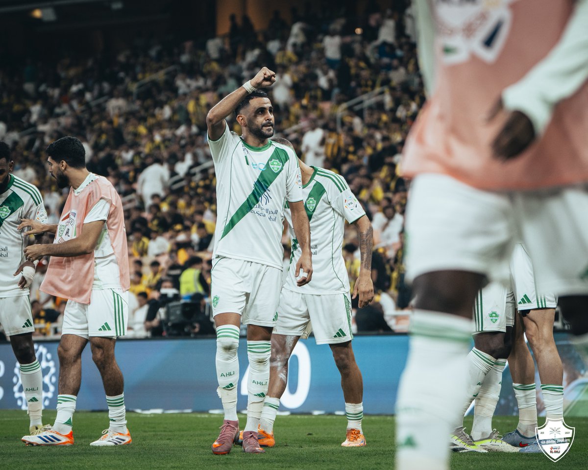 هذا مو هدف.. هذا مشهد 🪄💚🔥
#الأهلي
#الاتحاد_الأهلي