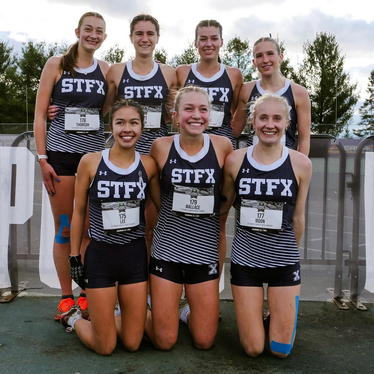 StFXAthletics's tweet image. X-Women Cross Country are U SPORTS NATIONAL SILVER MEDALISTS!!! 🥈

#GOXGO