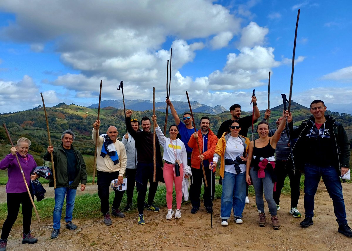 kriesgo's tweet image. Cuando en #equipo se crea un clima que contagia el resultado del desempeño hace magia #Teambuilding  TEAM DAY equipazo Decovending con metodología participativa desarrollada por @FIDACONSULTORES en acción en jornada otoñal prestosa @outdoorasturias retos outdoortrainingasturias.es