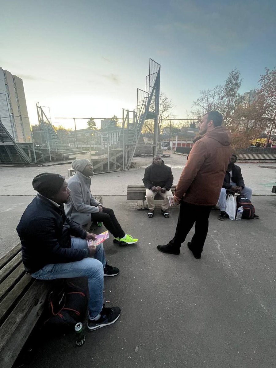 🟢 À la Grand Mare à #Rouen pour une caravane populaire !

✅️ Invitation au 1er jeudi du programme jeudi 13 novembre à 18h esplanade de la Grand Mare
✅️ Inscription sur les listes électorales
✅️ Échange sur les propositions pour #FaireMieuxRouen