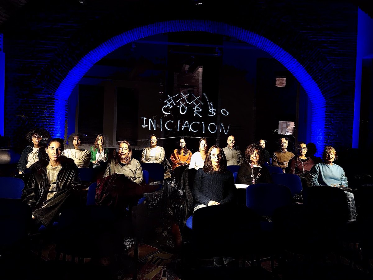 Alcanzamos el ecuador del XXXI curso de iniciación a la fotografía 📸📸📸…. Mañana masssssss y mejor