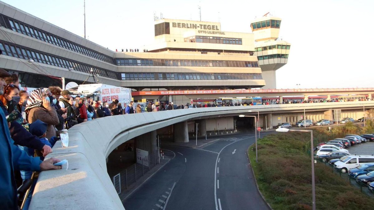 Erinnerung an Flughafen Tegel – „Du bist unvergessen“ morgenpost.de/berlin/article…