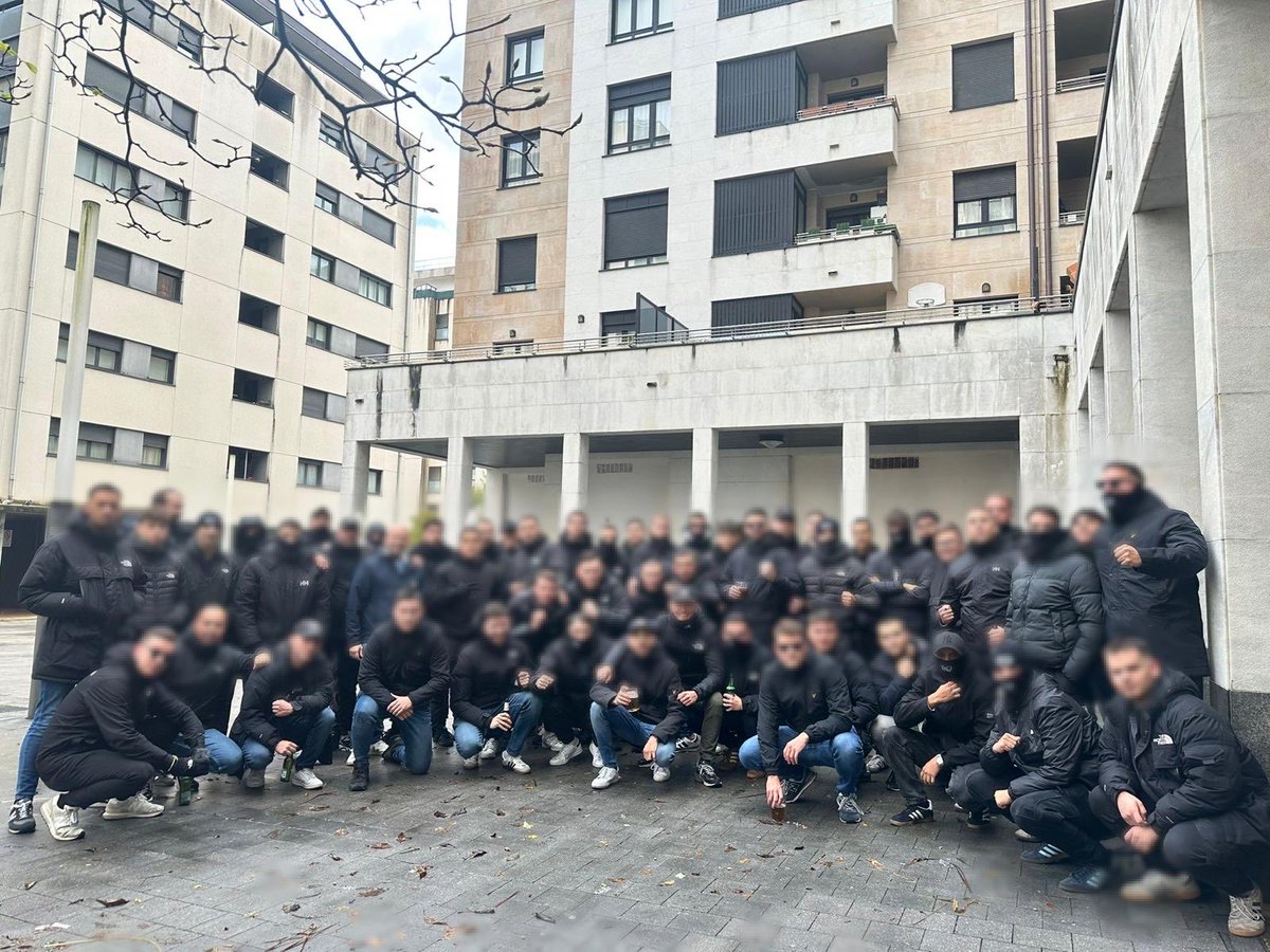 CalleYGrada's tweet image. Ghetto 28 en San Sebastián.

Real Sociedad B - CD Leganés
08/11/25.