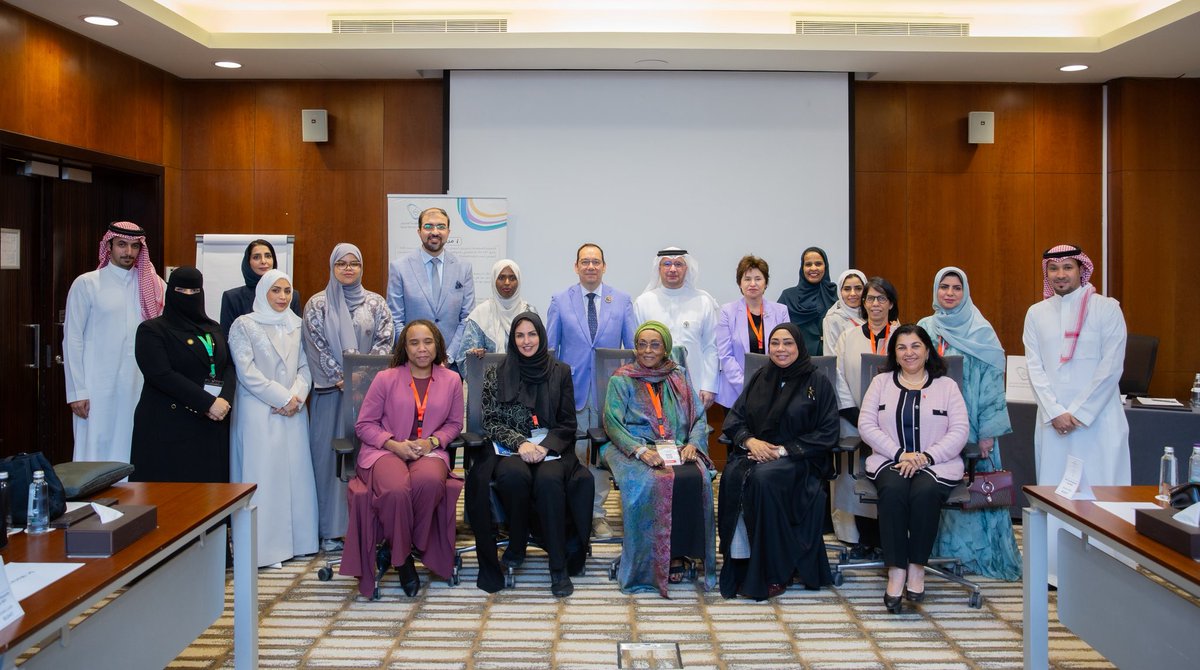The Kingdom of Saudi Arabia hosted an inspiring dialogue featuring Dr. José Cubos (<a href="/jlcobosserrano/">Jose Luis Cobos</a>), President of the International Council of Nurses (<a href="/ICNurses/">ICN - International Council of Nurses</a>), alongside distinguished national and international nursing leaders. The discussion was led by Dr. Mohammed Alghamdi