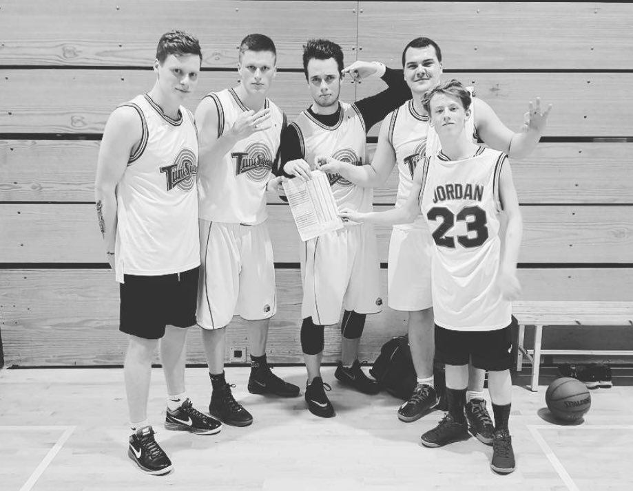 Arnar Laufdal tweet media