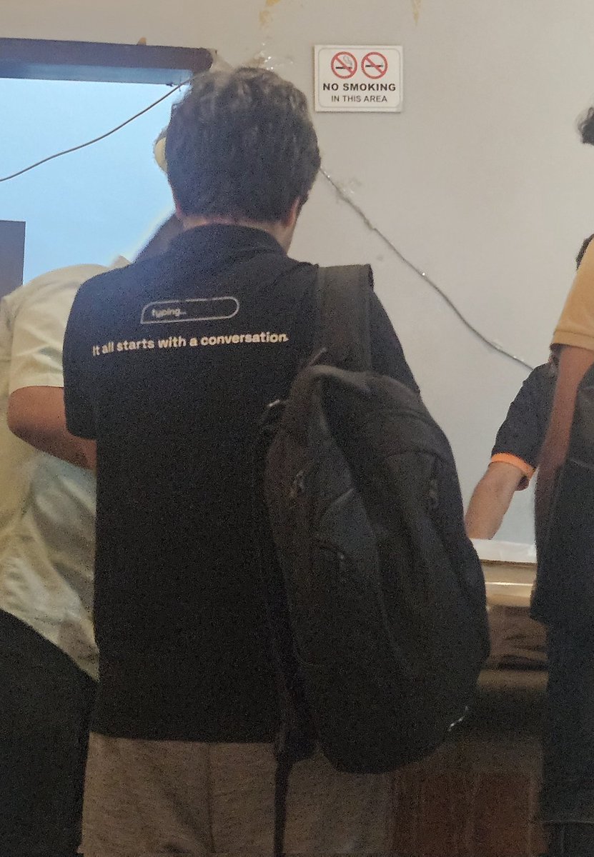 VBcodes's tweet image. ... i wonder what startup could this be