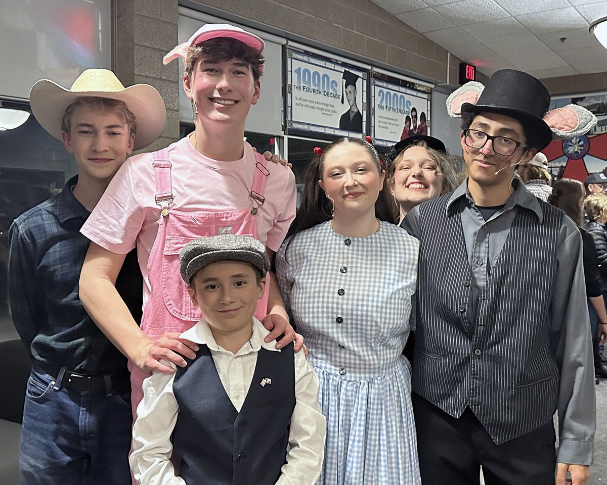 mayerlutheran's tweet photo. Opening night of Charlotte's Web at Mayer Lutheran was terrific, terrific, terrific! Only two shows left - tonight (Nov. 8) at 7 PM and tomorrow (Nov. 9) at 2 PM. Don't miss out! Get your tickets now at https://t.co/JXbWAn2IAW or at the door! #charlottesweb #wearemayerlutheran https://t.co/xBkFqpU8Eb