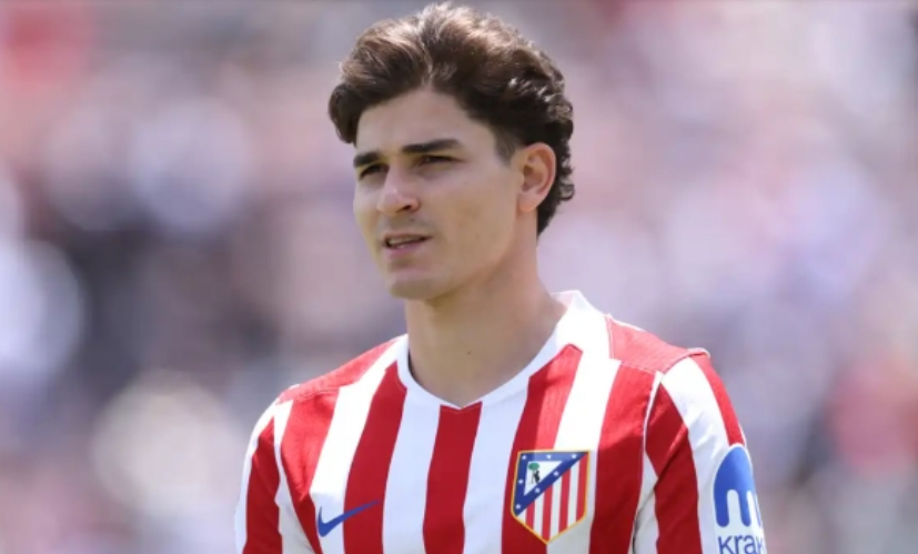 Futbolia's tweet photo. En los 10 últimos partidos el Atleti ha conseguido 8 victorias. 
Y sigue sin aparecer la mejor versión de Julián. https://t.co/EO9Ak7EwUp