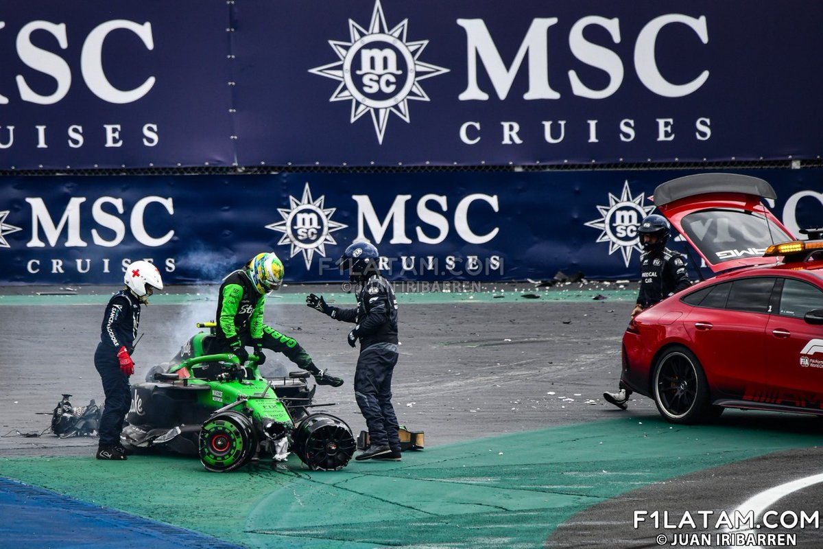 F1LATAMCOM's tweet photo. Gracias a FIA, los autos de #F1 son los más seguros del mundo. Muestra de esto es la integridad física de Gabriel Bortoleto tras el fuerte accidente en la parte final de la #F1Sprint del #BrazilGP

Galería completa 👉  https://t.co/CJfGMfV1lI

 #F1LATAM 📸 Juan Iribarren https://t.co/IiIVrGlWHj