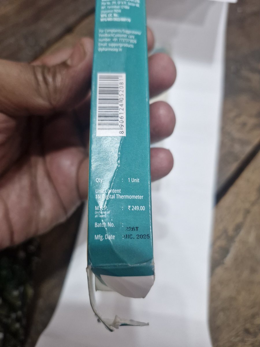 maksuper90's tweet photo. This kind product delivered by pharmeasy @pharmeasyapp @jagograhakjago 
Rediculous service provided by pharmeasy. https://t.co/VtCxg90Wh2