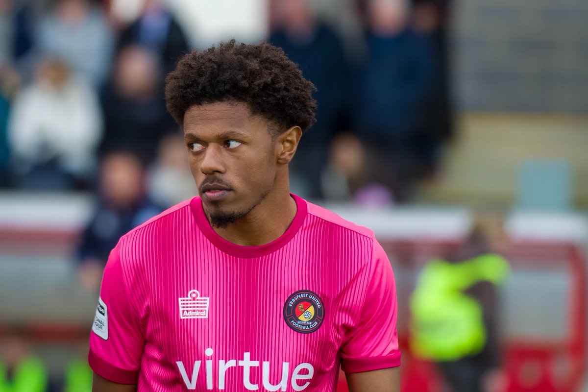 EUFCofficial's tweet image. The club can confirm that Gio Bellagmabi suffered a serious leg injury in the 23rd minute during today’s match against AFC Totton.

Whilst we await news of the full extent of the injury from the X-rays he is undergoing, we can report that Gio is currently in hospital and…