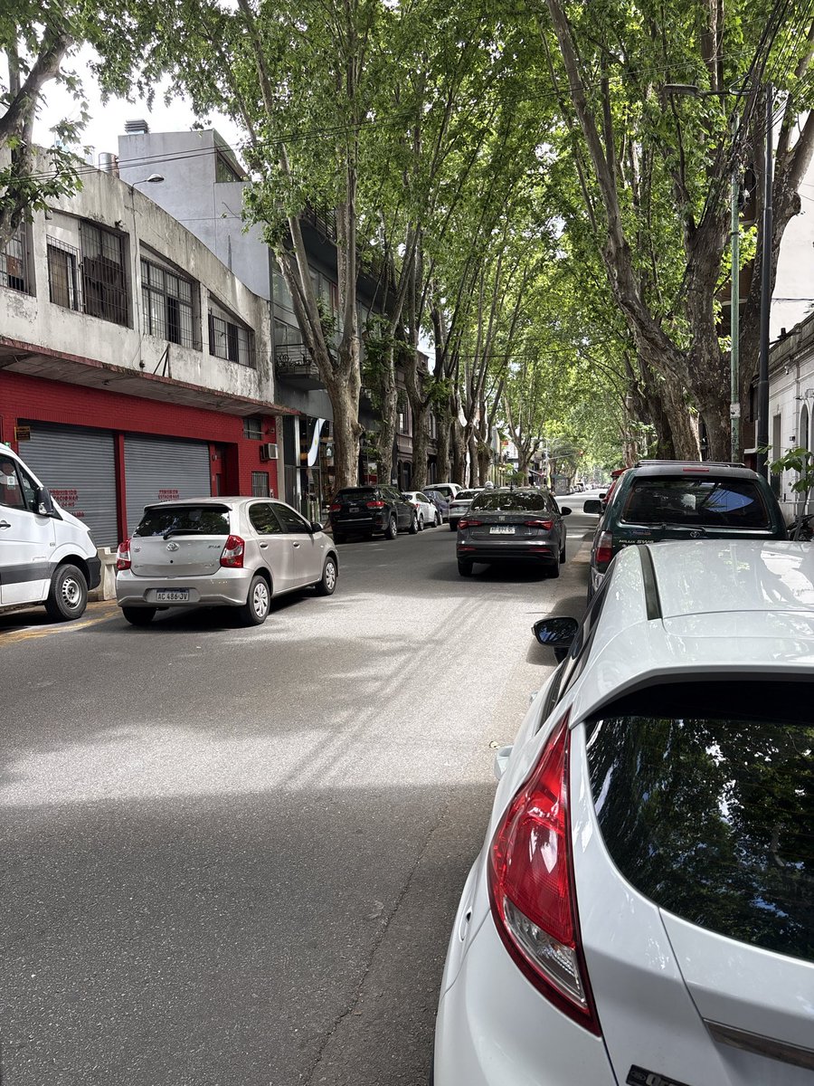 fernandezpablo's tweet image. Increíble como normalizamos este ruido visual.