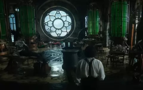 isabelle_denuit's tweet image. Fou comme #Netflix propose de super séries et se plante quasi systématiquement sur les films. Le #Frankenstein de #DelToro rejoint la liste des ratages. Mal joué, interminable : épargnez-vous 2h30 de vie ! Et cette photo &quot;signature&quot; bleuâtre marronnasse verdâtre, j&apos;en peux plus !