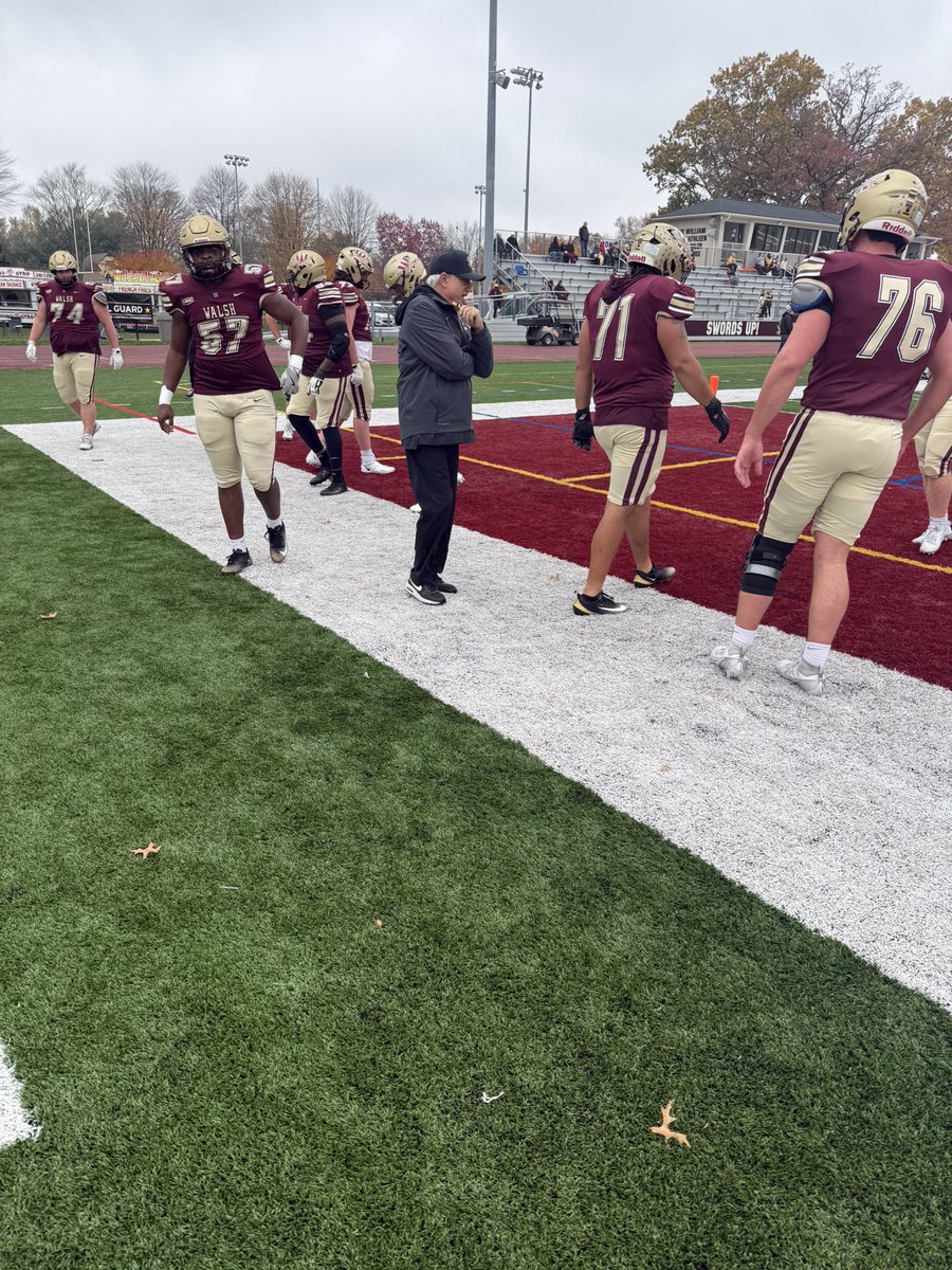 I had a great time at Walsh today! Thank you for the invite <a href="/coachcurtisj/">James Curtis III</a> can’t wait to be back!! <a href="/DJRSwework/">Darren Junior Recruiting Source LLC.</a> <a href="/OL_HawgAcademy/">OL Hawg Academy (OH)</a> <a href="/Circleville_FB/">Circleville Football</a>