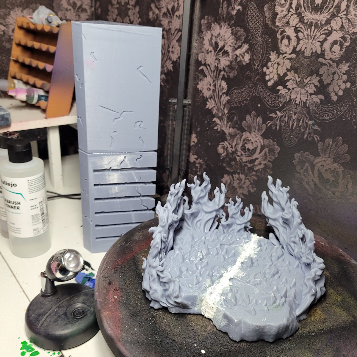Aery_Fairly's tweet photo. Working away on a few pieces at a time. The grind never stops! That said I have an open schedule for commissions soon so shoot me a message about anything you'd like painted! 

#ffxiv #EmetSelch #rivals #InvisibleWoman #fifthelement #commissionsopen https://t.co/Wy2J2a13TA