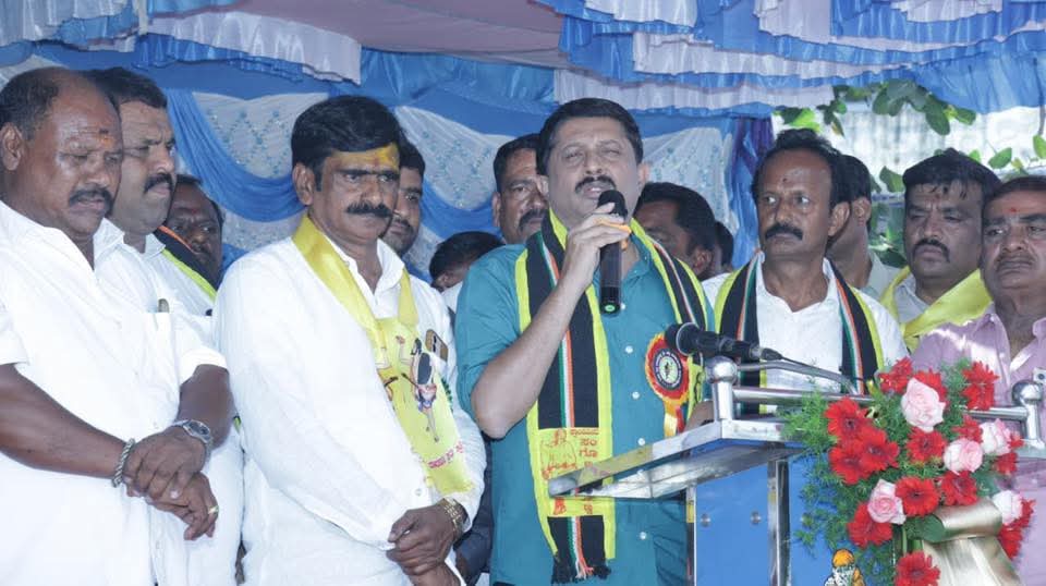 Byrathi Suresh tweet media