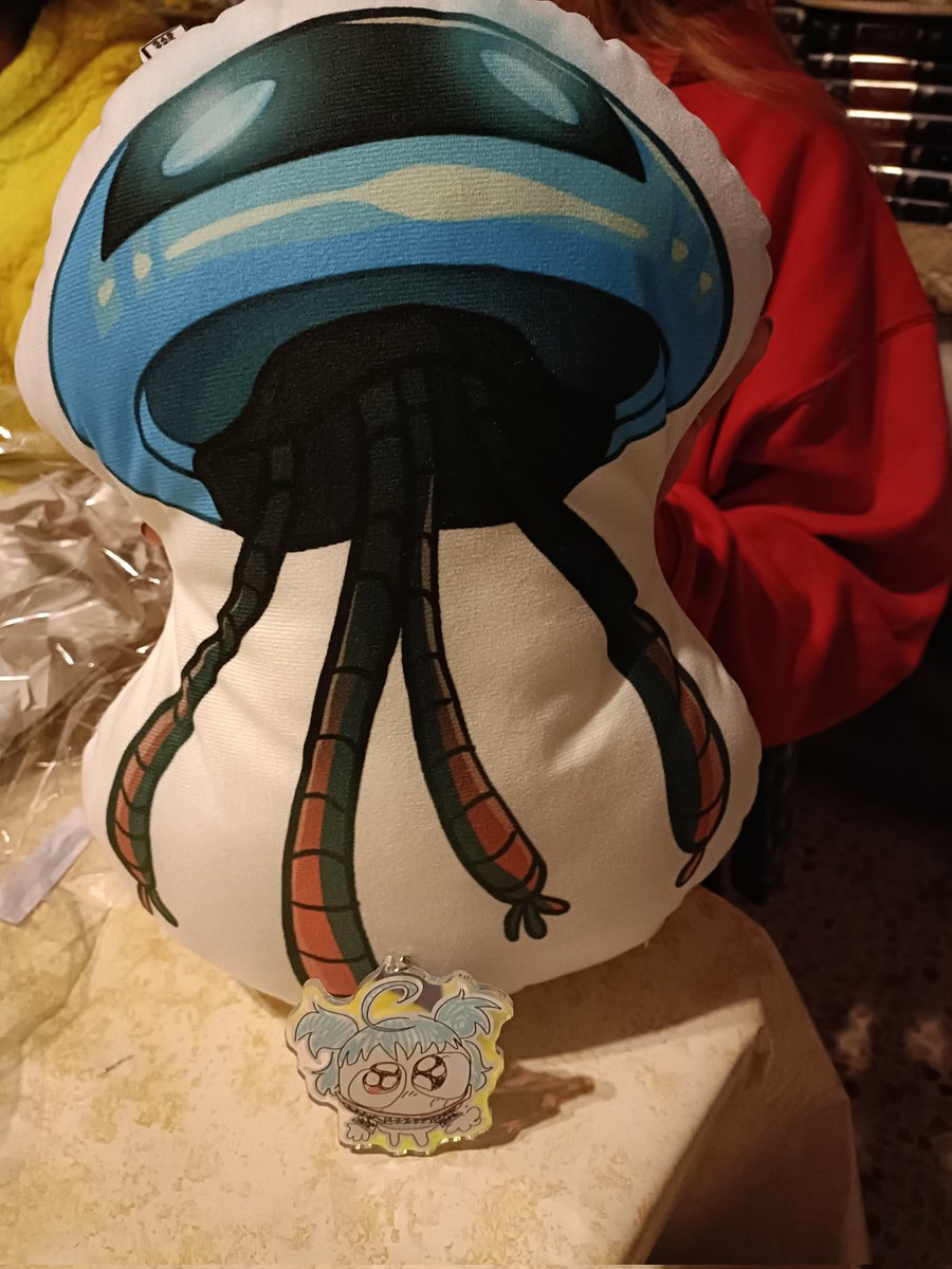 NeoRoyalVT's tweet photo. Shout out to @Bacons_Art por estos regalitos de cumple😭🪼🩵 https://t.co/KpR32MjR9F