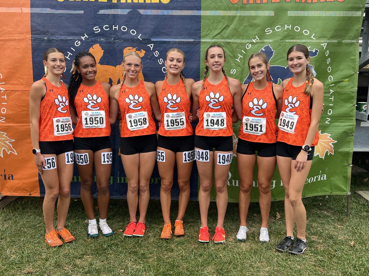 EdwardsvilleXC's tweet image. After dealing with adversity since the end of last XC season, your Lady Tigers finish in 8th place for the second year in a row, matching the highest finish in school history!  I am super proud of these girls.  First time in history we put four runners under 18:00!  Congrats!