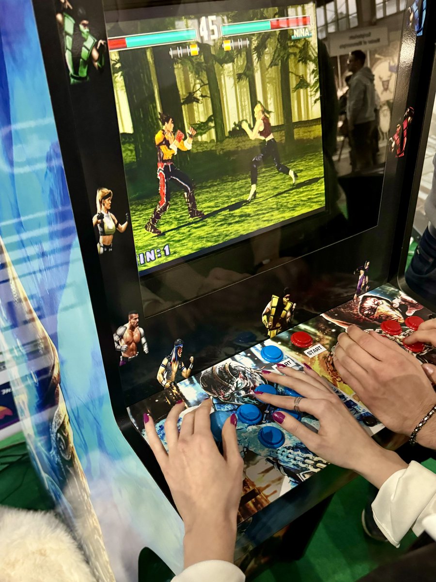 Livyah ⋆.˚☾⭒. ⋅ tweet media