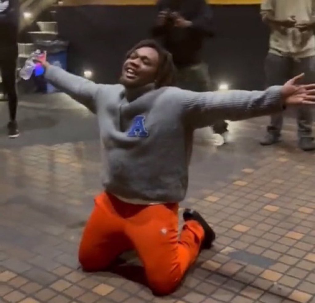 Arsenal cut my ticket but at least they didn’t win 🙏🏽