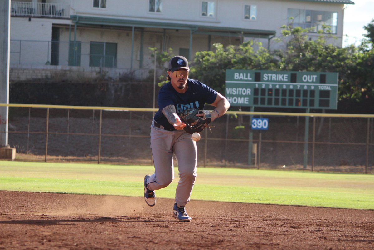 𝐖𝐡𝐨 𝐲𝐚 𝐠𝐨𝐭?

𝐁𝐥𝐚𝐜𝐤 𝐯𝐬 𝐍𝐚𝐯𝐲
𝐆𝐚𝐦𝐞 𝟏. 𝐓𝐨𝐧𝐢𝐠𝐡𝐭.

#KeehiBuilt