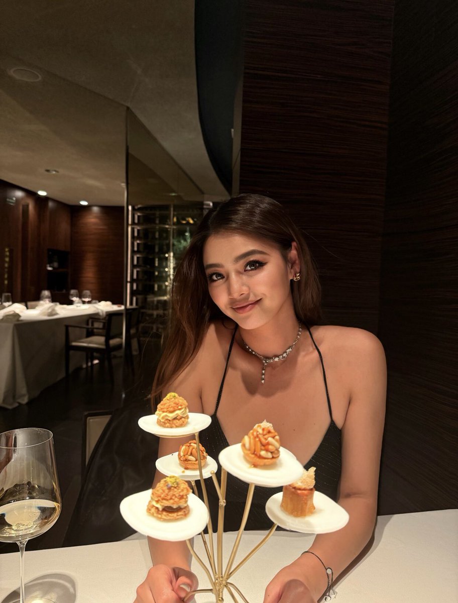 aj_Polin0910's tweet image. Mantenga el amor y la pasión por la vida y viva cada día.