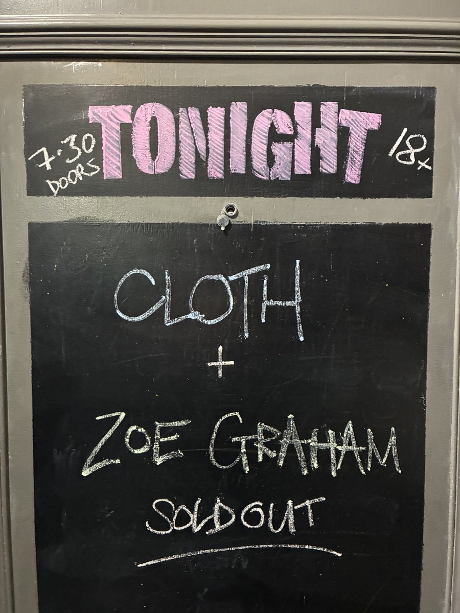 cloth_band's tweet photo. It’s a Saturday night and we’re playing a sold out @KingTutsWWH . This is gonna be fun let’s gooo xx

8pm - Zoe Graham
9pm - Cloth https://t.co/2qG0bR5r9V