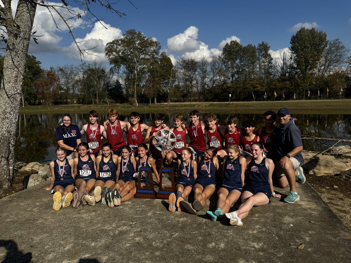 MA_Swoops's tweet photo. A day for the history books!! 

MAXC is bringing home not one, but TWO, BLUE MAPS!! 

The boys scored 56 pts. to win the Boys 3A State Title, while the Girls dominated the Girls 3A field, with a TEAM score of 30 pts.!

Go Eagles!! https://t.co/DXL6RXm5pW