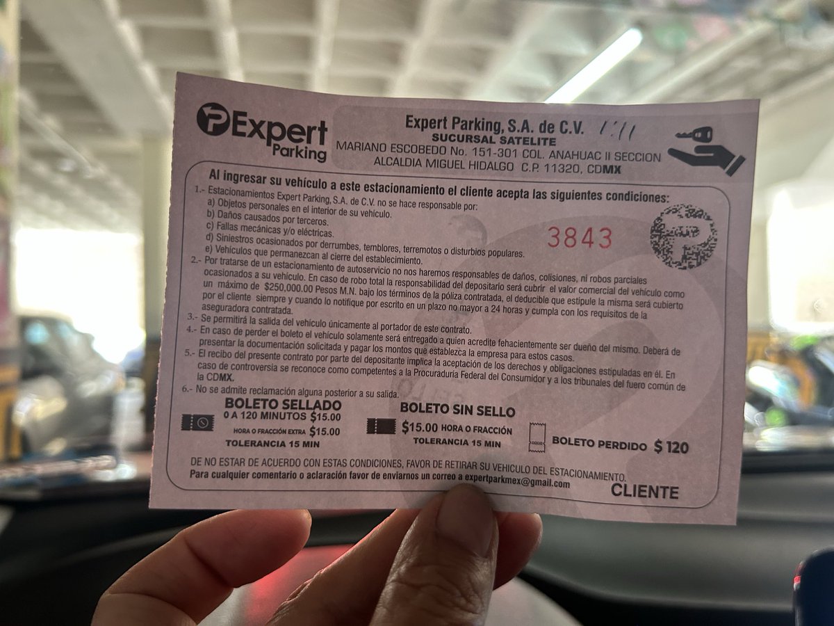 Carlos_Runer's tweet photo. @GobNau ¿es obligatorio para Fantasías Miguel en Naucalpan los 30 minutos de tolerancia en el estacionamiento? ¿Porqué solo da 15 minutos? @SoyNaucalpan @CIUDAD_SATELITE @CdSatelite @LaVozDeSatelite https://t.co/pXKs2nBqwt