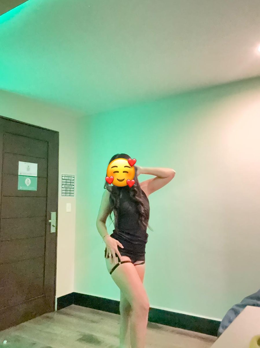 Anypablo6's tweet photo. Yo de viaje y mi bb salió con un amigo a distraerse. ❤️😘🥰 https://t.co/4axyDw7KYi