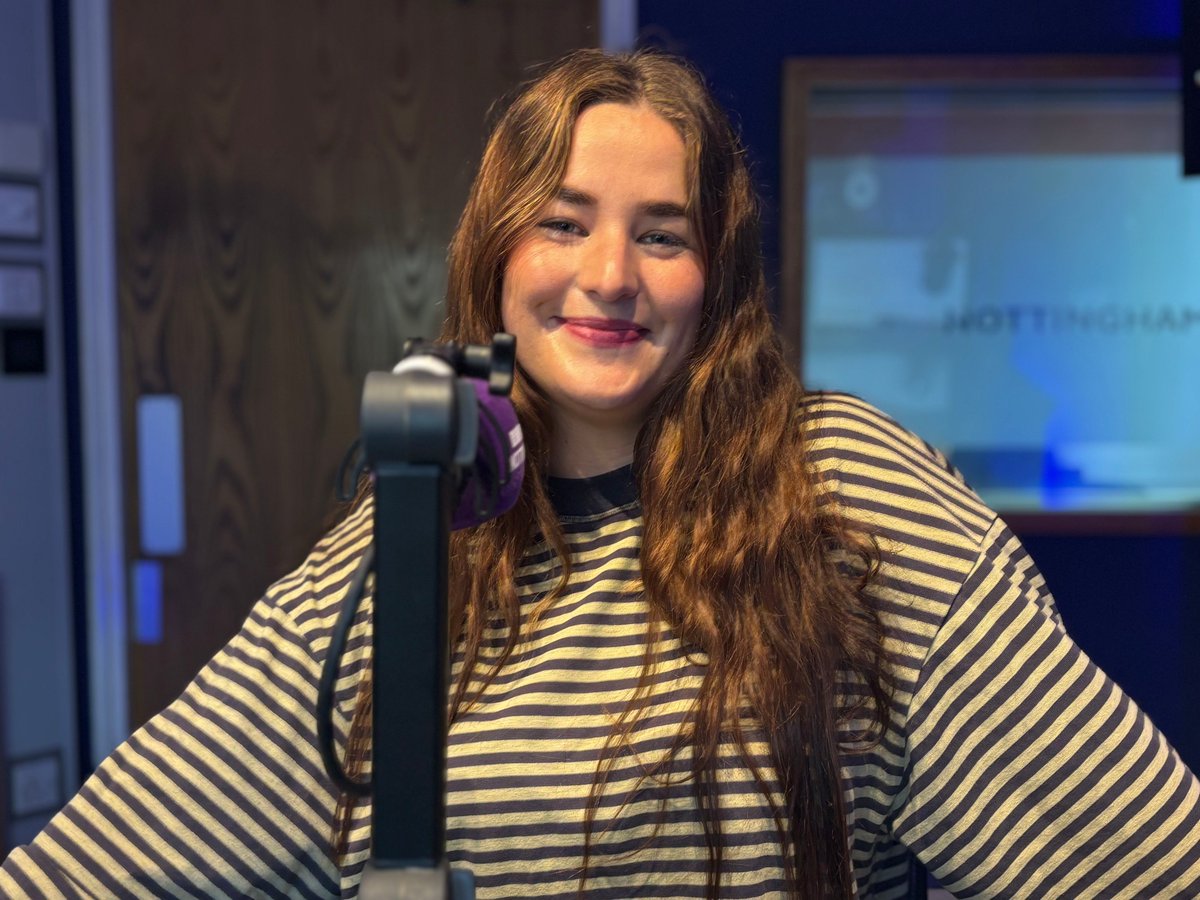 🦋Mia Wray is with <a href="/deanjacksondj/">Dean Jackson</a> now! 

🎵 She’ll be talking about touring the world with <a href="/spacey__jane/">Spacey Jane</a>, working with <a href="/GabrielleAplin/">Gabrielle Aplin</a>, her new album 'Hi, It's Nice To Meet Me' and supporting <a href="/edsheeran/">Ed Sheeran HQ</a> next spring… 

📻bbc.co.uk/programmes/m00…