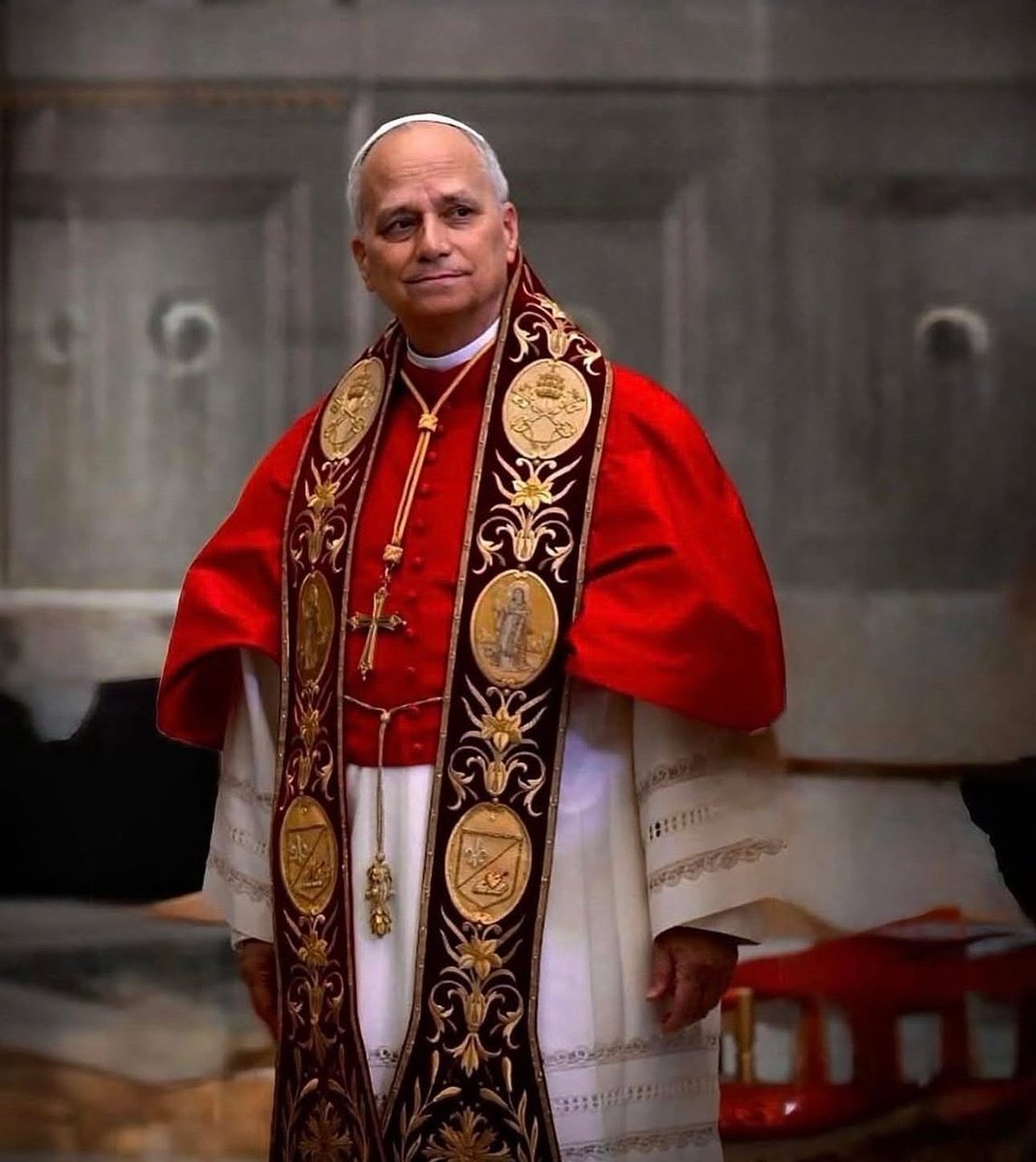 6 months of pontificate … 🙏🏽 let’s continue to pray for our beloved Pope Leo.