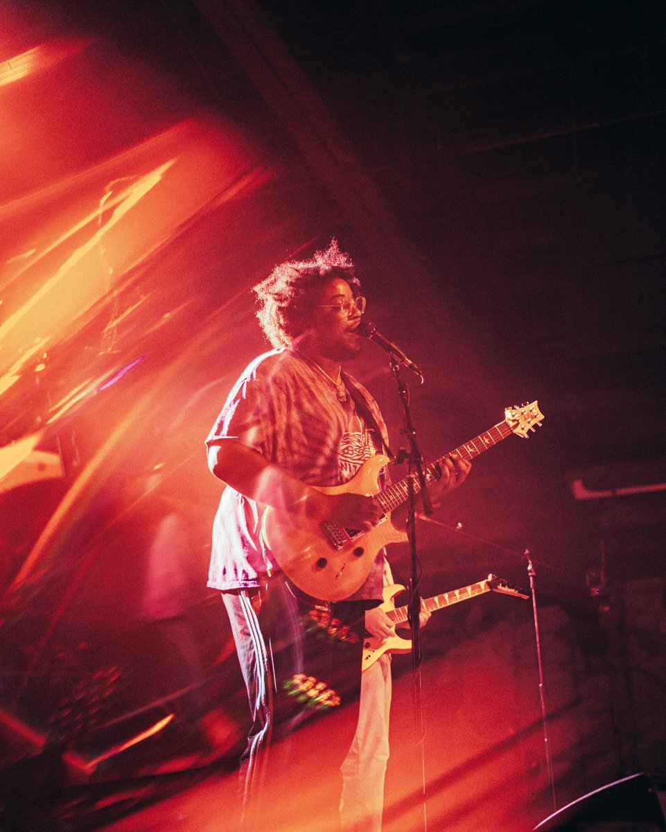 everyone please wish <a href="/InternalDivide/">glassJAw Rule</a> a happy birthday today and tell him that the new single ‘makes sense.’ is great because that was his brainchild! love you, Caleb ❤️🎂