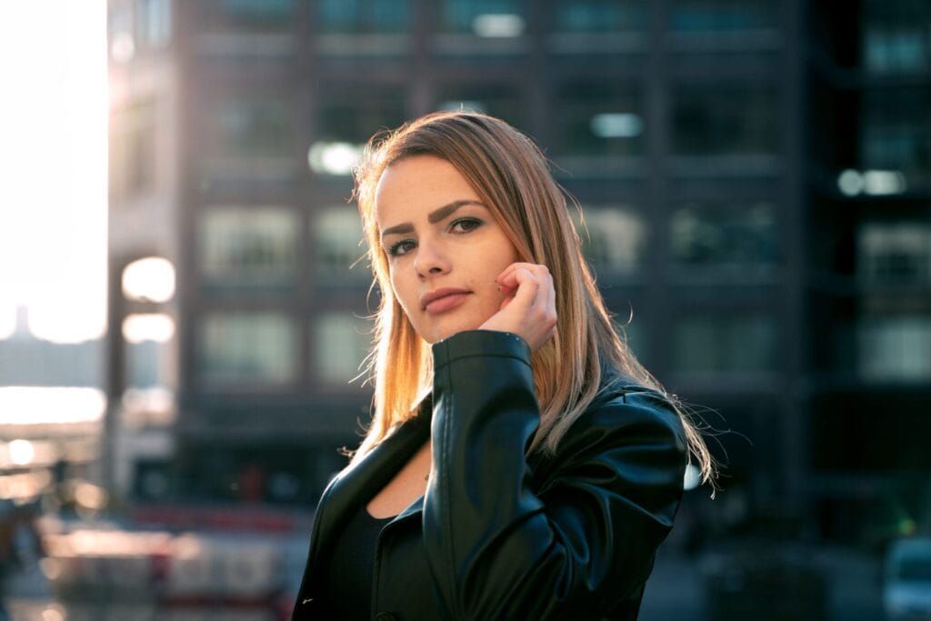 ELUNIA Pushes the Boundaries of Immersive Pop with Emotional New Track “Strobe Lights”

"[<a href="/eluniamusic/">ELUNIA</a>'s] magnetic vocals infuse each lyric with added depth and resonance, ensuring the message hits home."

#ELUNIA #StrobeLights

goodstarvibes.com/elunia-immersi…