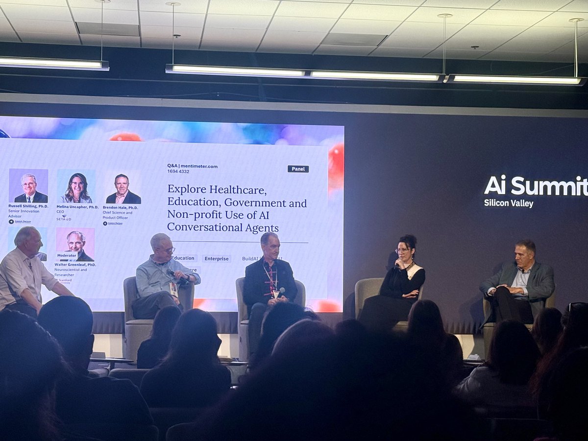 rjenbarr's tweet photo. “The brain is amazing. We don’t need to focus on what it should learn so much as the environment in which the learning occurs”.
@neuromelina
Interesting learning how #AI helps with this at #AISummit
#Techequityai
#Education https://t.co/uvSrE1sbvN