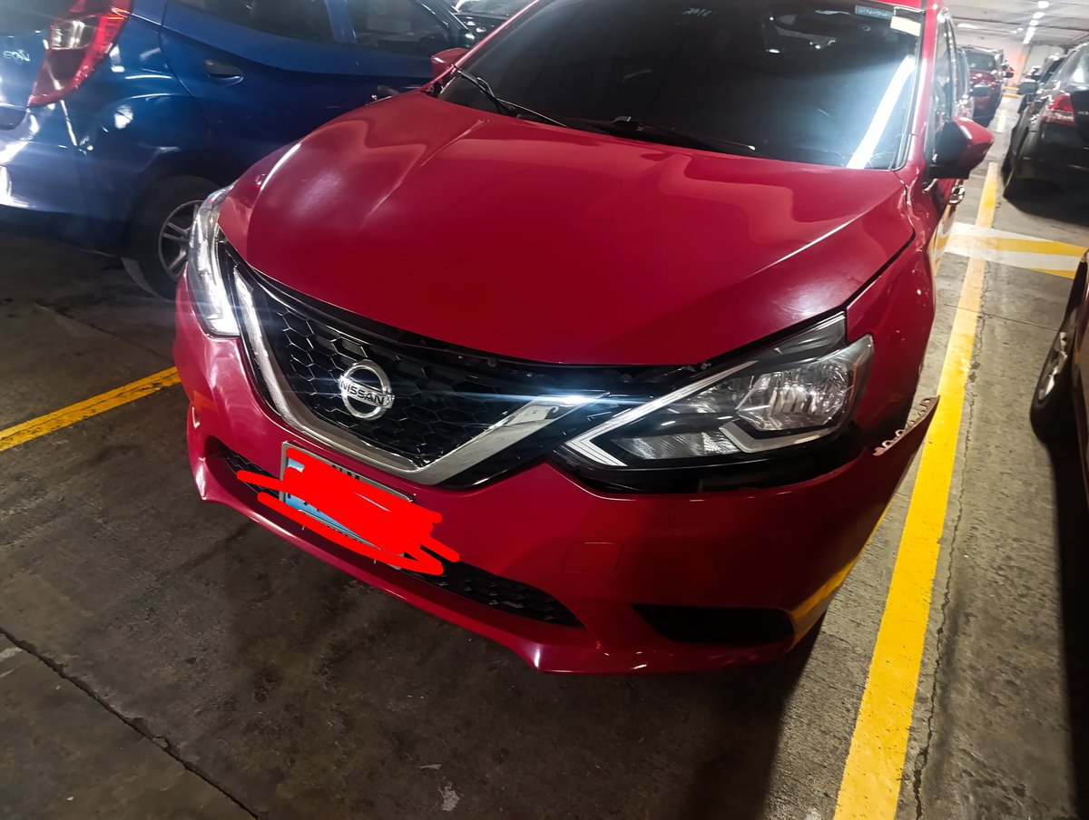 _ArmandoGuzman's tweet photo. Quiero hacer una denuncia pública @VMTElSalvador @PNCSV @alertux por violar el Artículo 147-E del Código Penal y darse a la fuga al responsable de placas:
P313D2 Camioneta negra Ford
Necesito que se haga responsable por los daños a la propiedad privada en integridad de mi persona https://t.co/Fti3YtgUzj