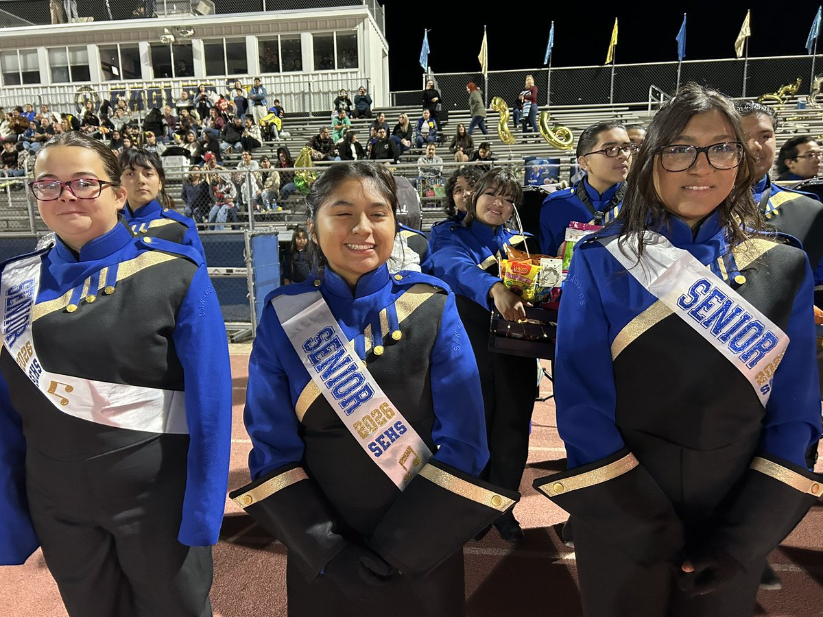 We celebrated our seniors last night!! Thank you for all you’ve done for our program! #SEHSTheBest #SanEliMusic
