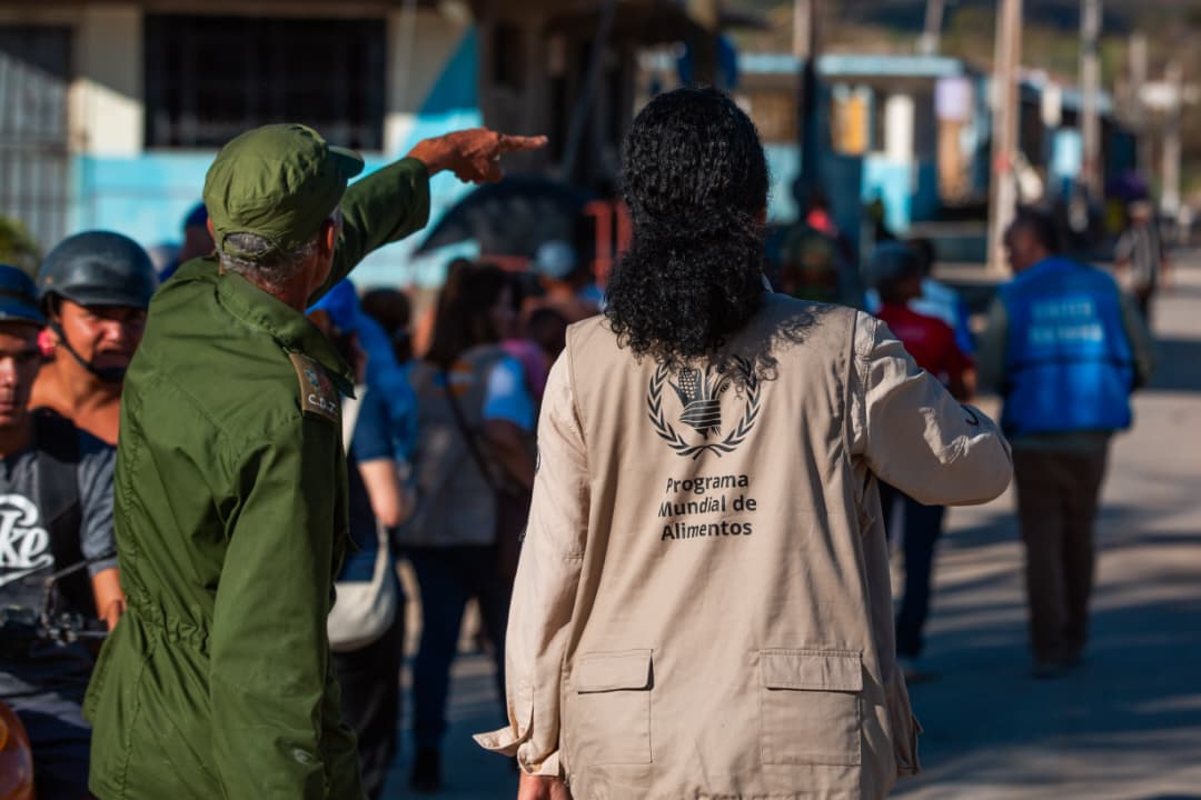 WFP_Cuba's tweet photo. #HuracánMelissa 🇺🇳 continuamos de recorrido por la zona oriental como parte del equipo interagencial @ONU_Cuba @CubaCivil. Conocer de primera mano las afectaciones y escuchar a las comunidades es esencial para ajustar la respuesta a sus necesidades reales. https://t.co/2BaimTVZNY