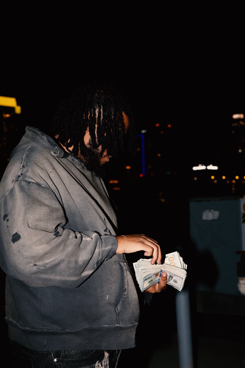 1kdniel's tweet image. 