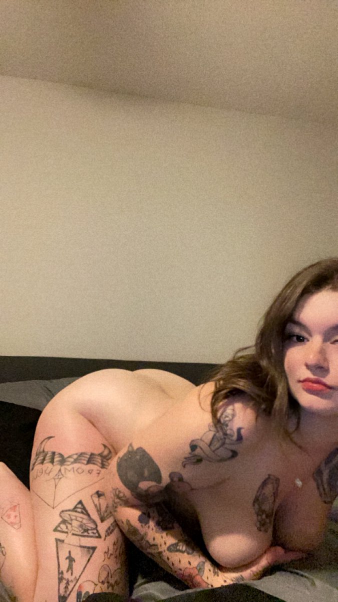 StarrMarie713's tweet photo. https://t.co/bANmijsqDq #prettypussy #bentover #bigass #wetpussy https://t.co/6U5xKZGARt
