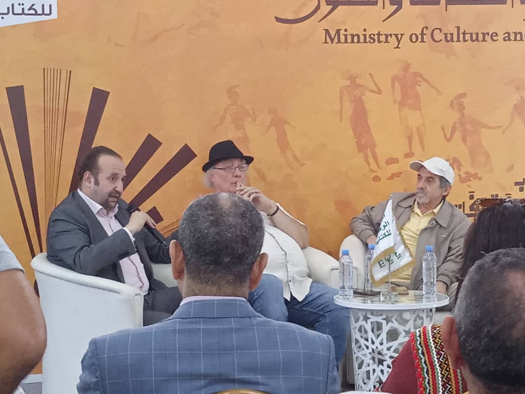 obado2's tweet photo. ندوة السينما والتاريخ بجناح وزارة الثقافة الجزائرية في سيلا
محمد عبيدو
واسيني لعرج 
سليم اغار https://t.co/vT2dnQUkOx