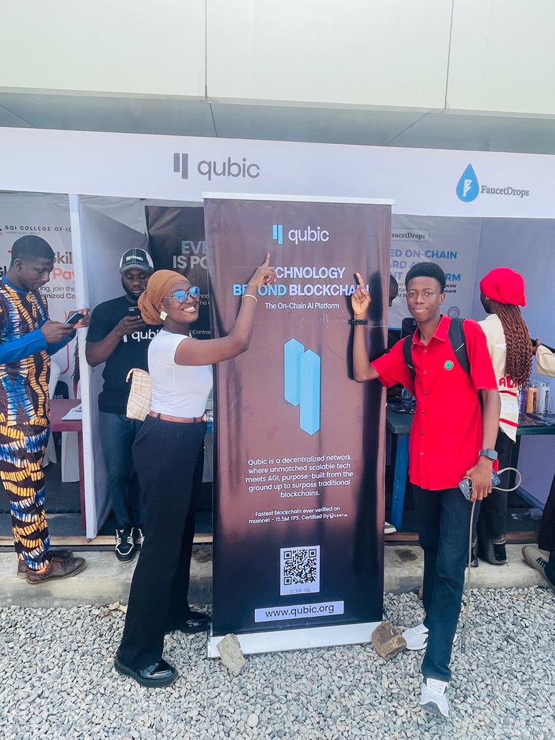 __TheEniade's tweet image. Attended a blockchain event organized by @confluenceX @BlockchainLAUT1 today and guess what it was lit damnnnn 🔥 
@_Qubic_ #Web3Community
