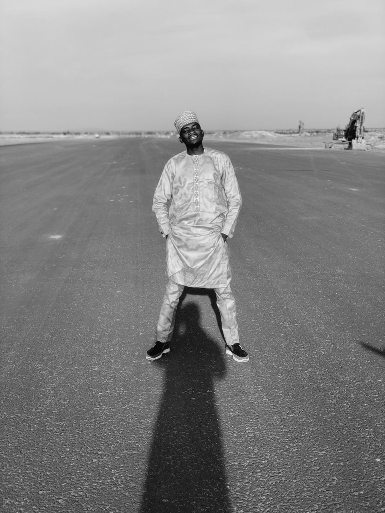 Bangaje53's tweet photo. Yesterday is for #Tour
Went to...
•FUG ✅
•Kwatarkwashi Rock ✅
•Gusau international Airport ✅
#zAmfarafirst
#DLD
#Allahmungode https://t.co/VoWOSKw8L7