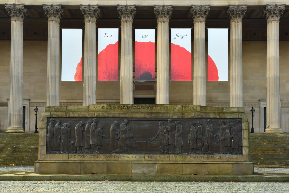 'Lest We Forget' 
#Liverpool #RemembranceSunday