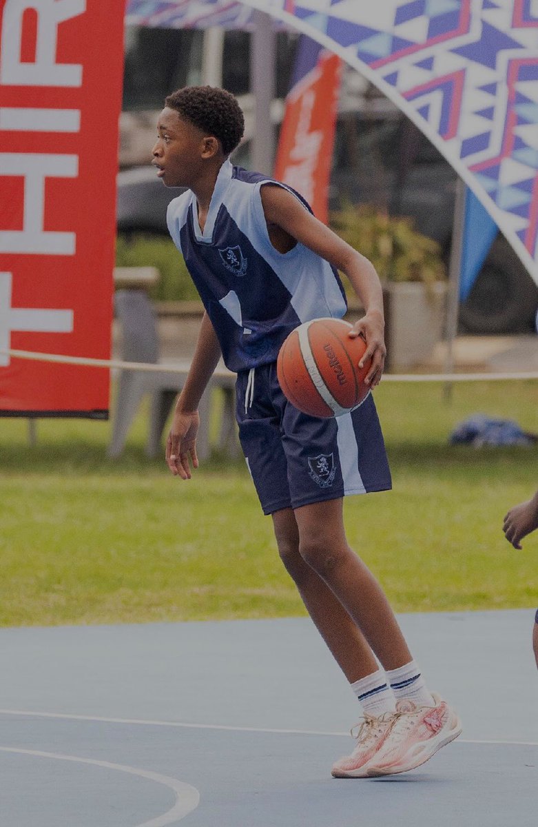 EliteCourtScout's tweet photo. Lindokuhle Langa, a 13-year-old 5’8” combo guard, shows elite ball-handling, IQ, and court vision. A true three-level scorer, he excels at finishing at the rim, creating shots off the dribble, and hitting from deep. A poised, dynamic young playmaker. https://t.co/QX1evucAUY
